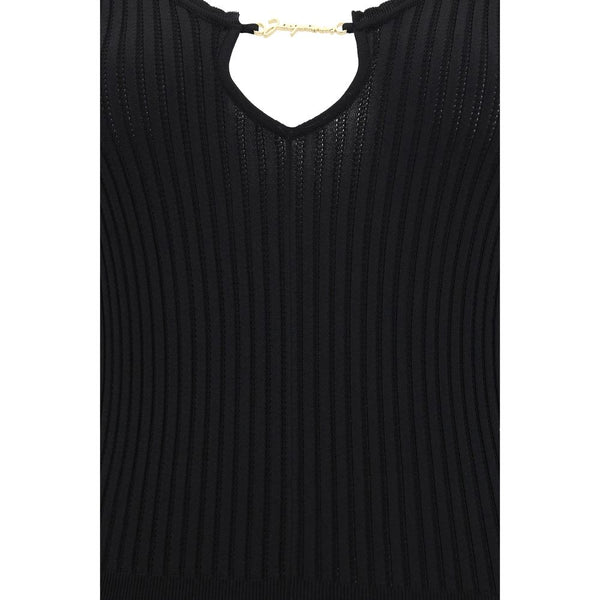 Outfito.ae