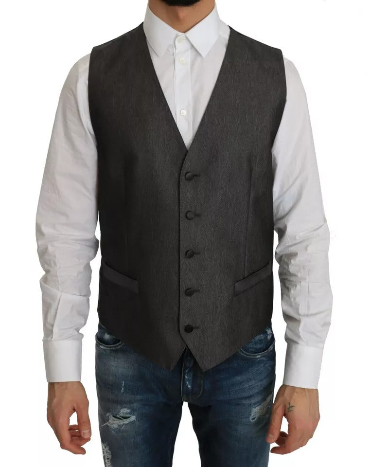 Outfito.ae
