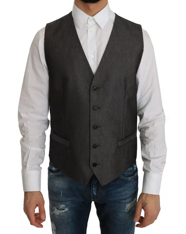 Outfito.ae