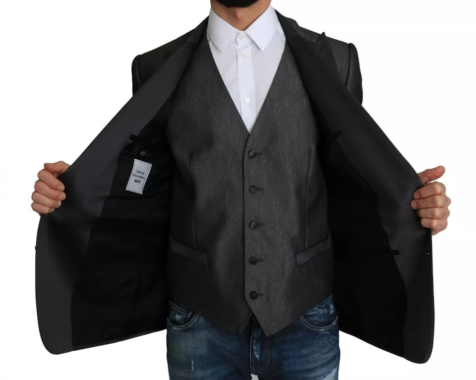 Outfito.ae