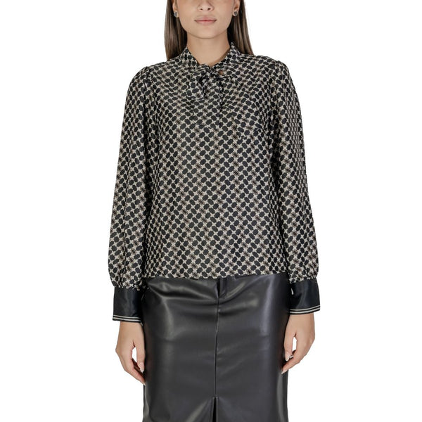 Only Outfito.ae