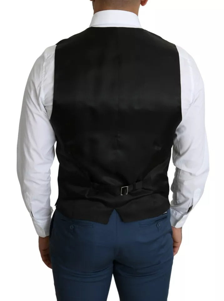 Outfito.ae