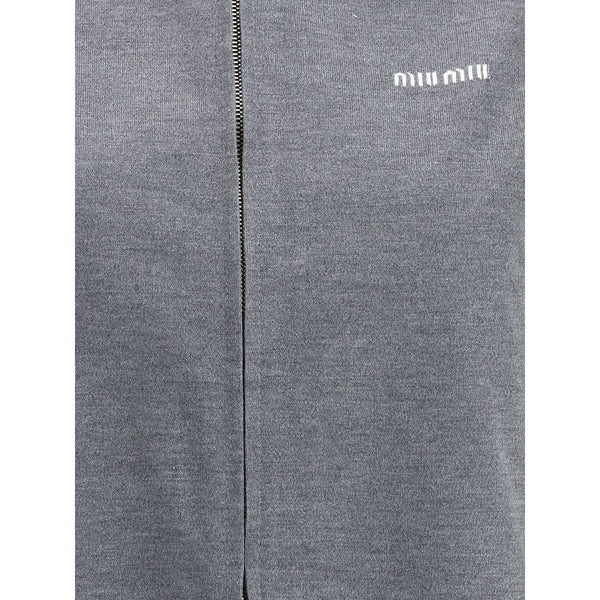 Outfito.ae