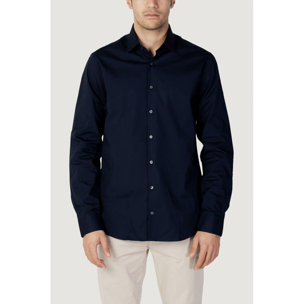 Outfito.ae