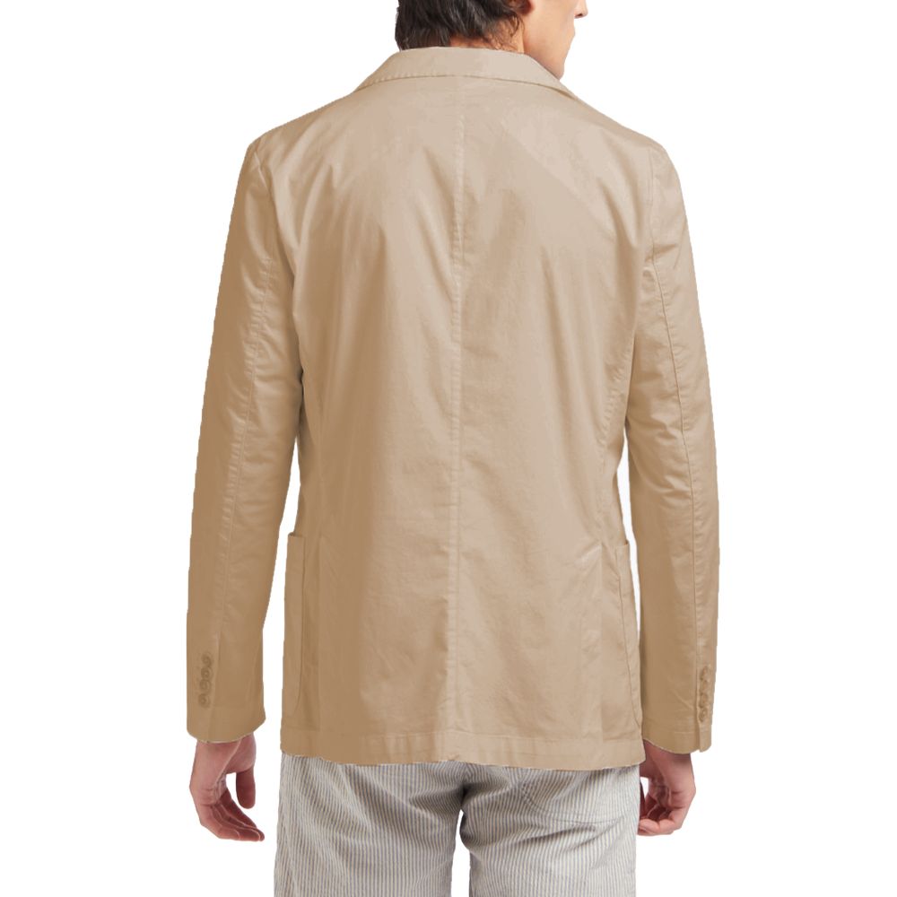 Outfito.ae