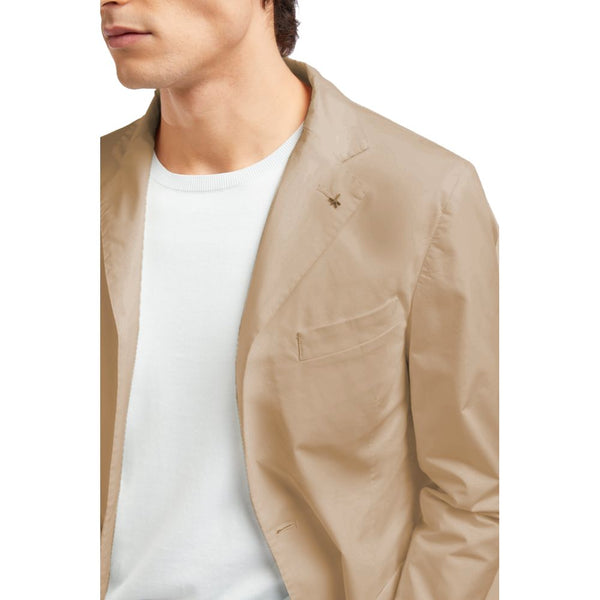 Outfito.ae