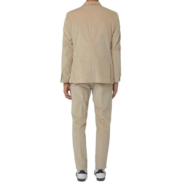 Outfito.ae