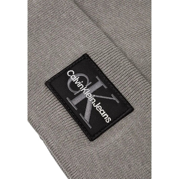 Outfito.ae