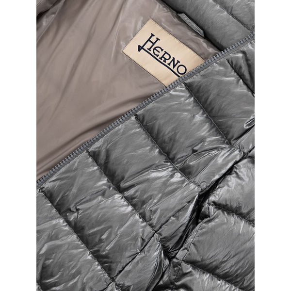Outfito.ae