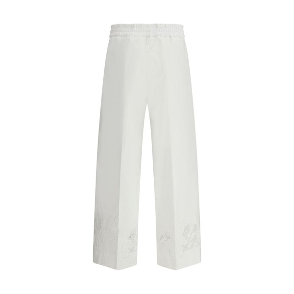 Outfito.ae