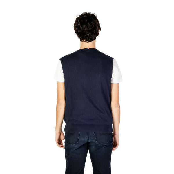 Outfito.ae
