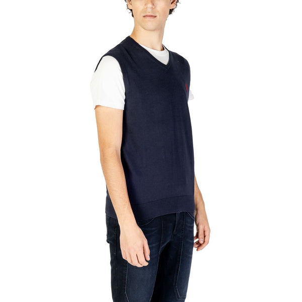 Outfito.ae