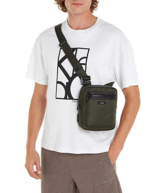 Outfito.ae
