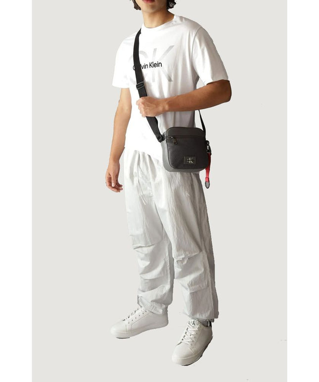Outfito.ae