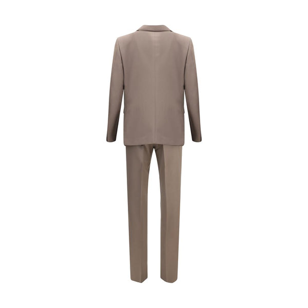 Outfito.ae