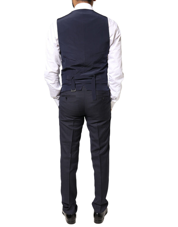 Outfito.ae
