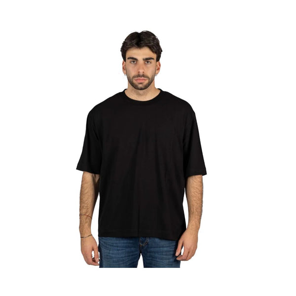 Outfito.ae