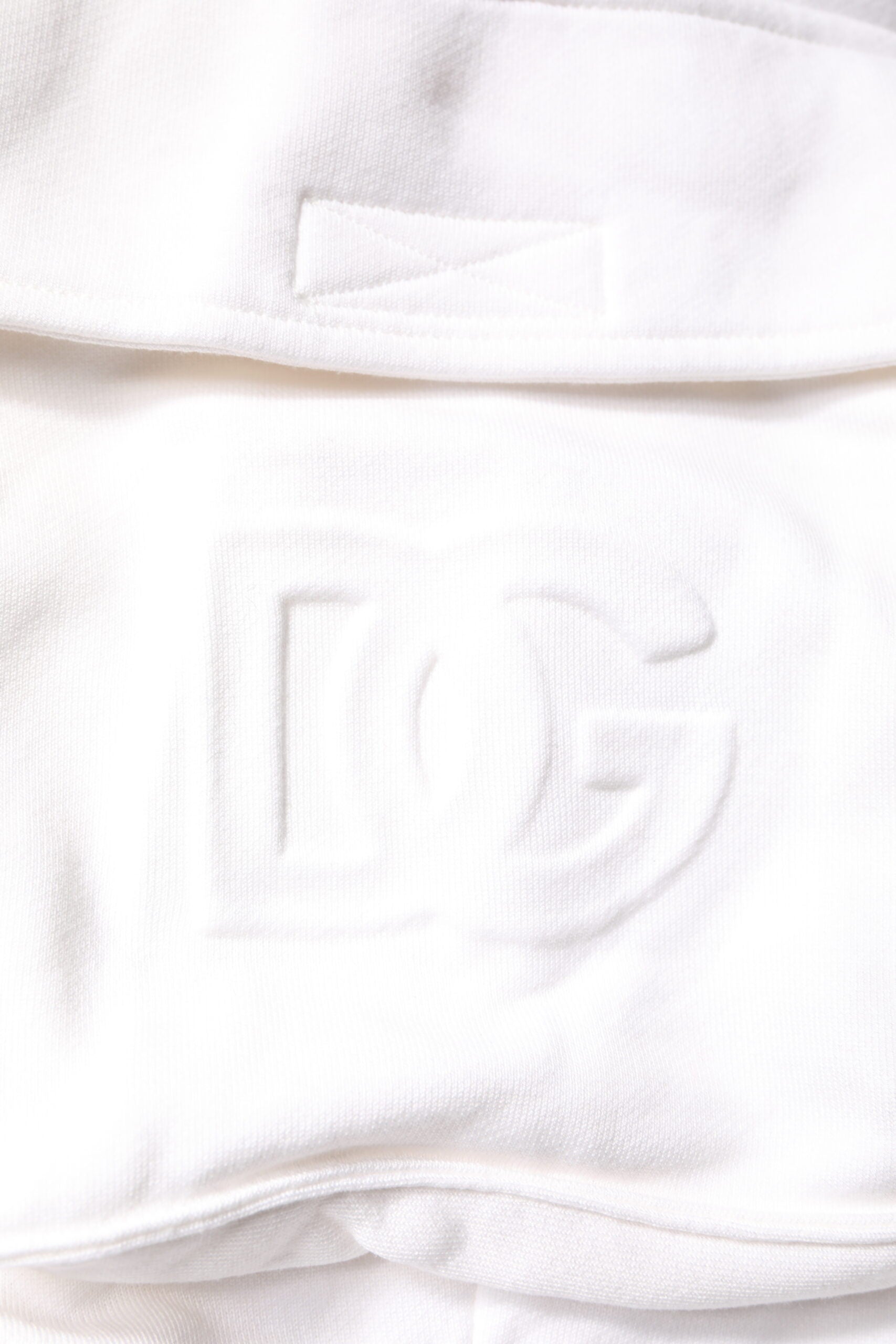 Outfito.ae