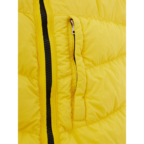 جاكيت خارجي رجالي أصفر نابض بالحياة من Woolrich
