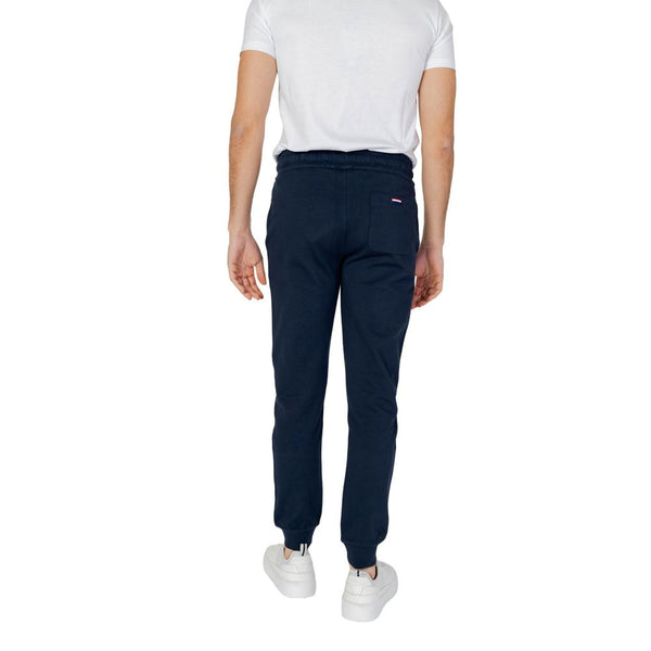 Outfito.ae