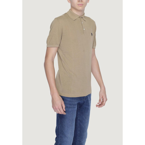 Outfito.ae