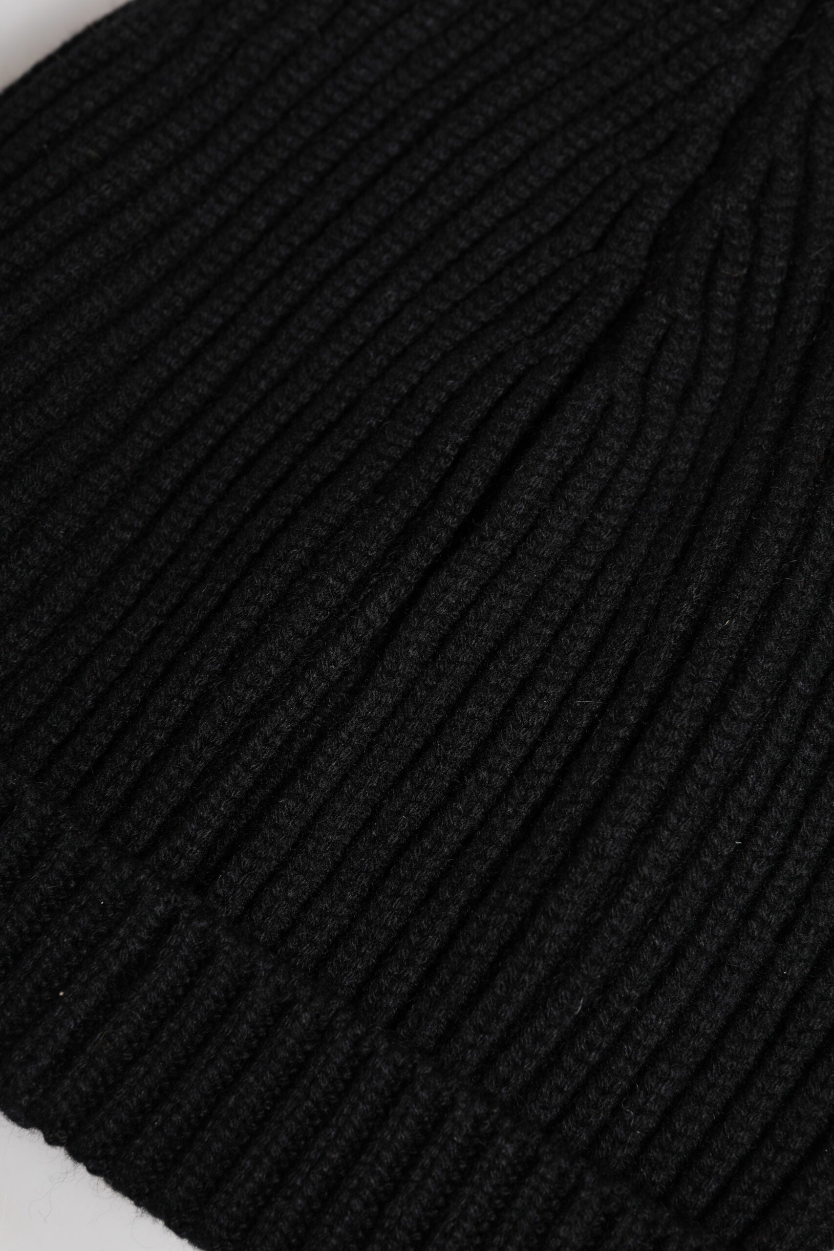 Outfito.ae