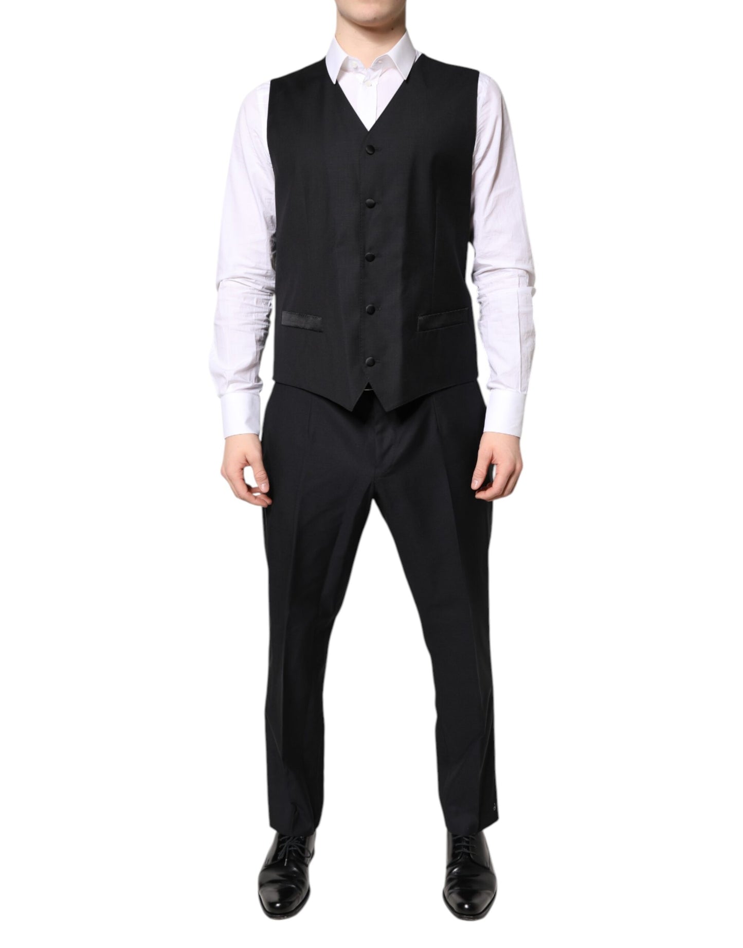 Outfito.ae