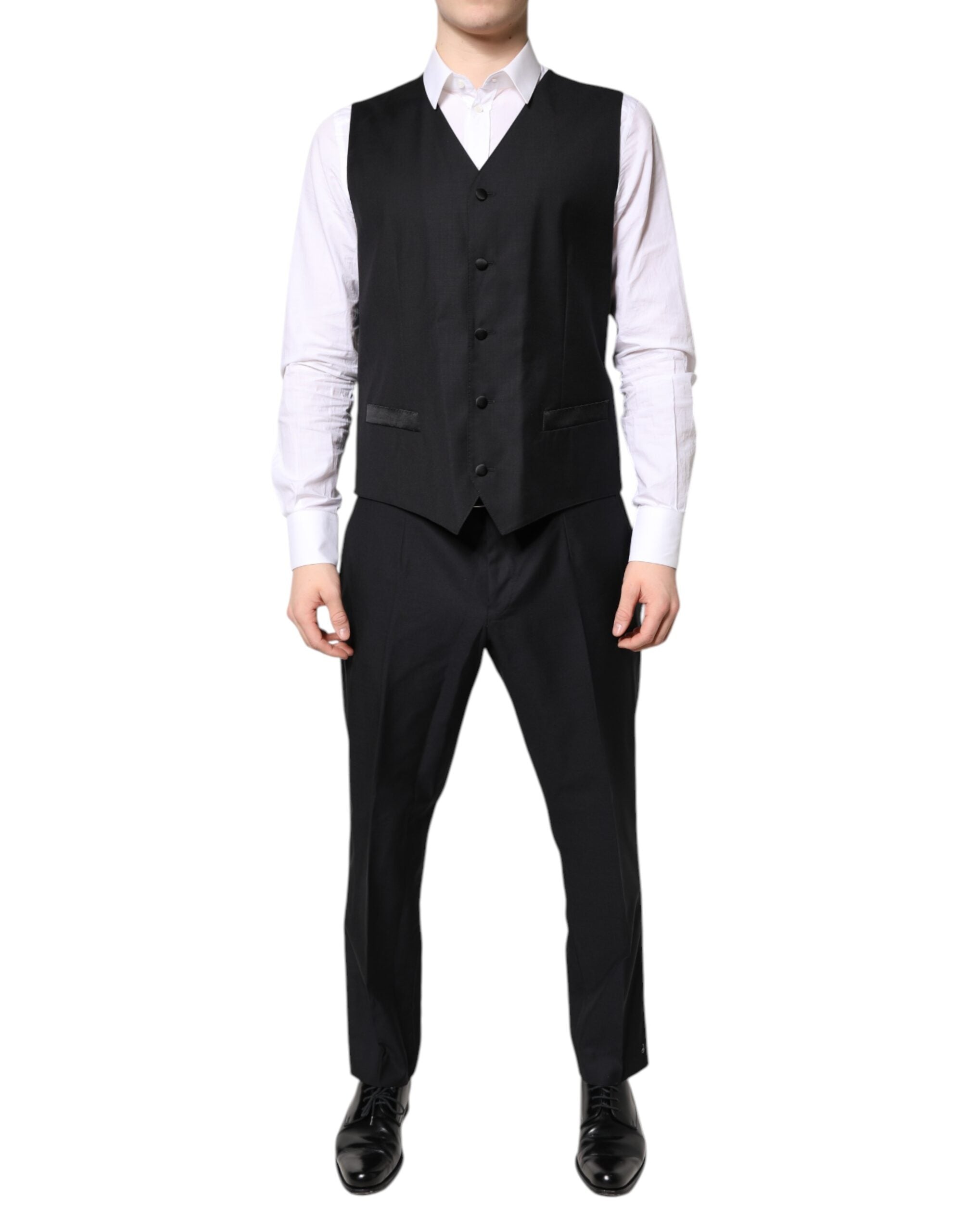 Outfito.ae