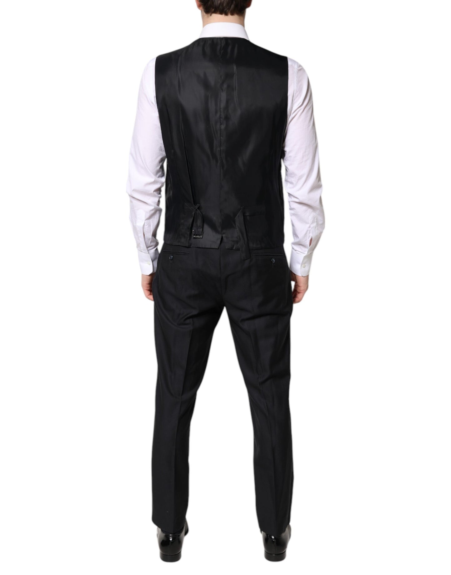 Outfito.ae
