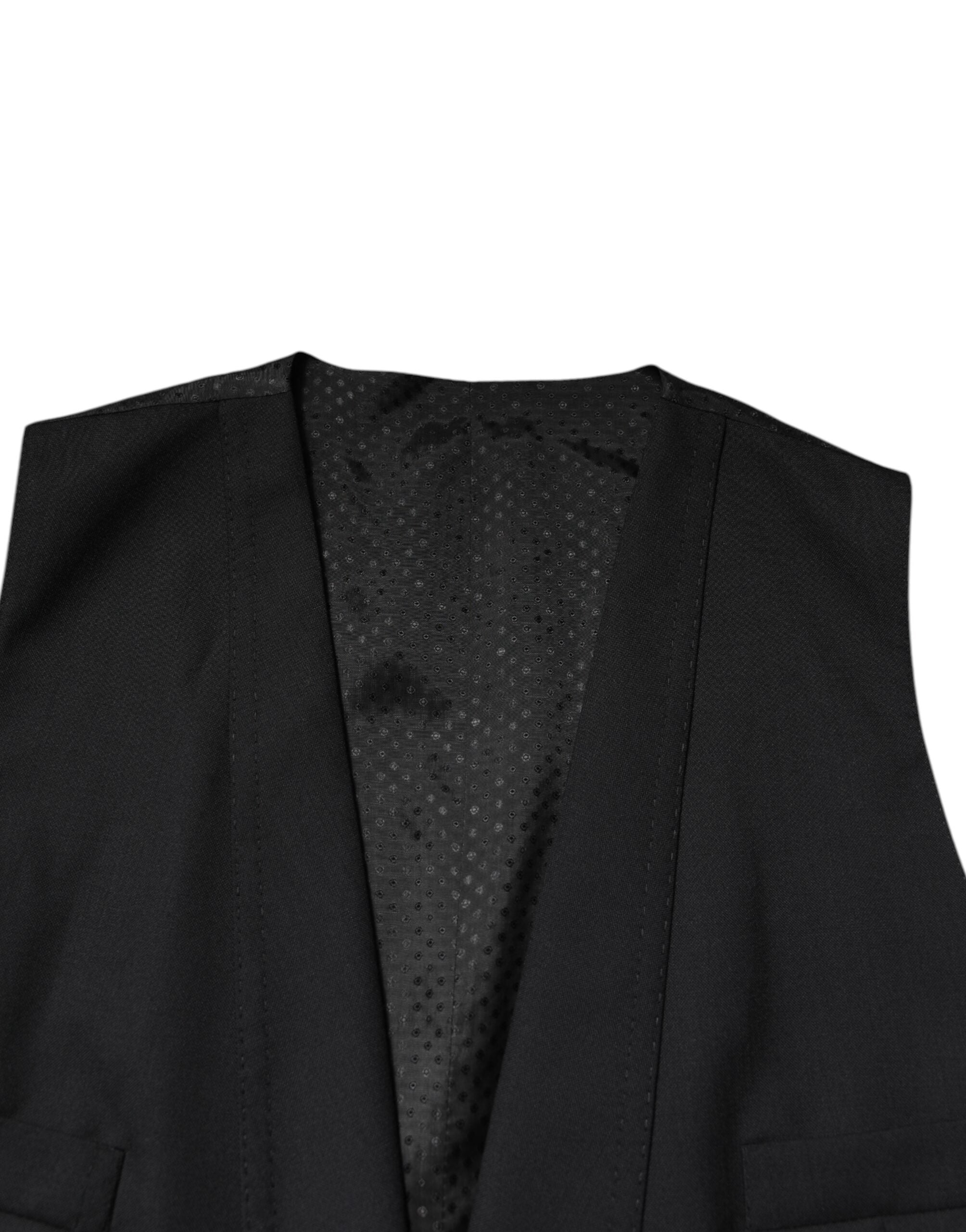 Outfito.ae