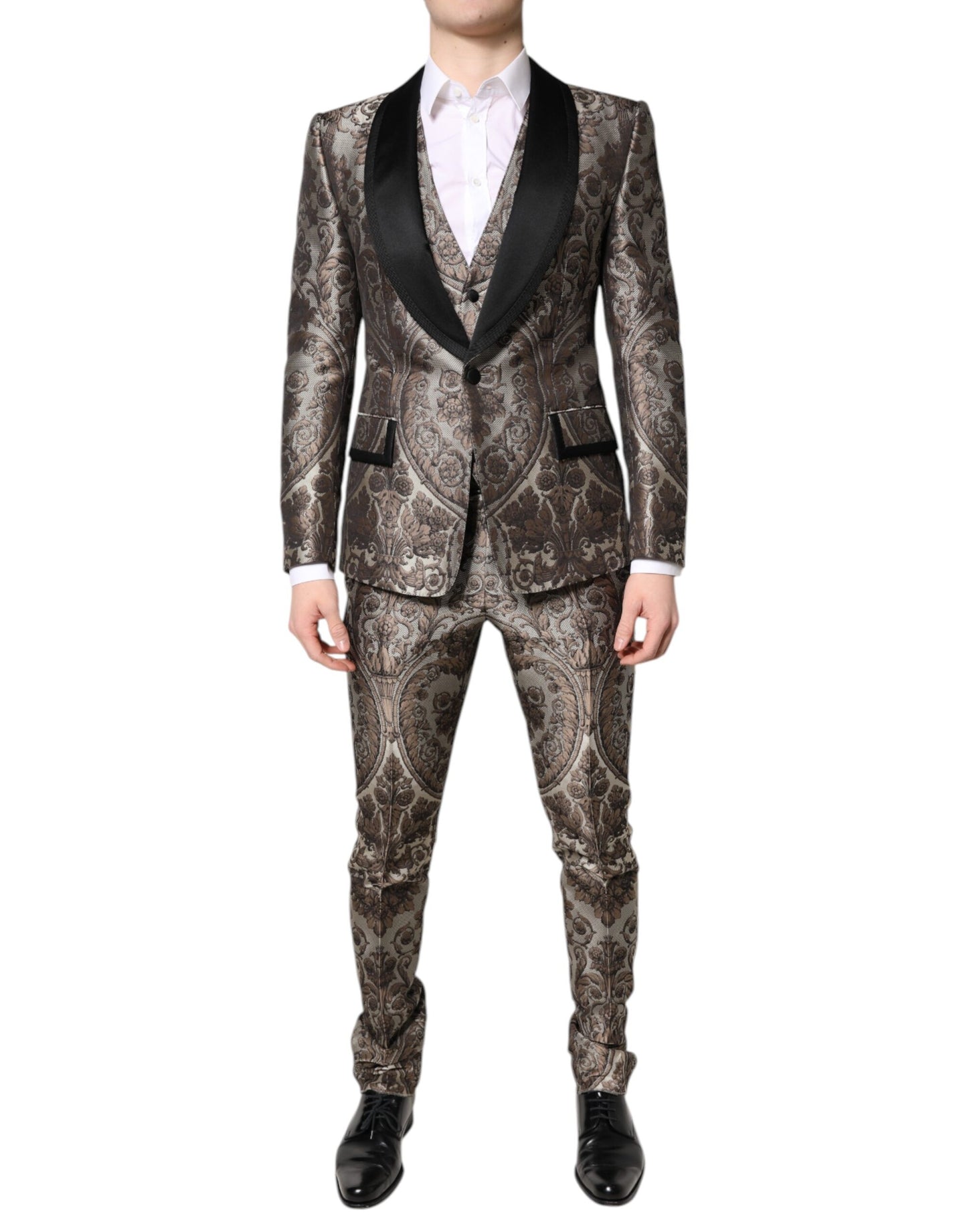 Outfito.ae
