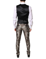 Outfito.ae