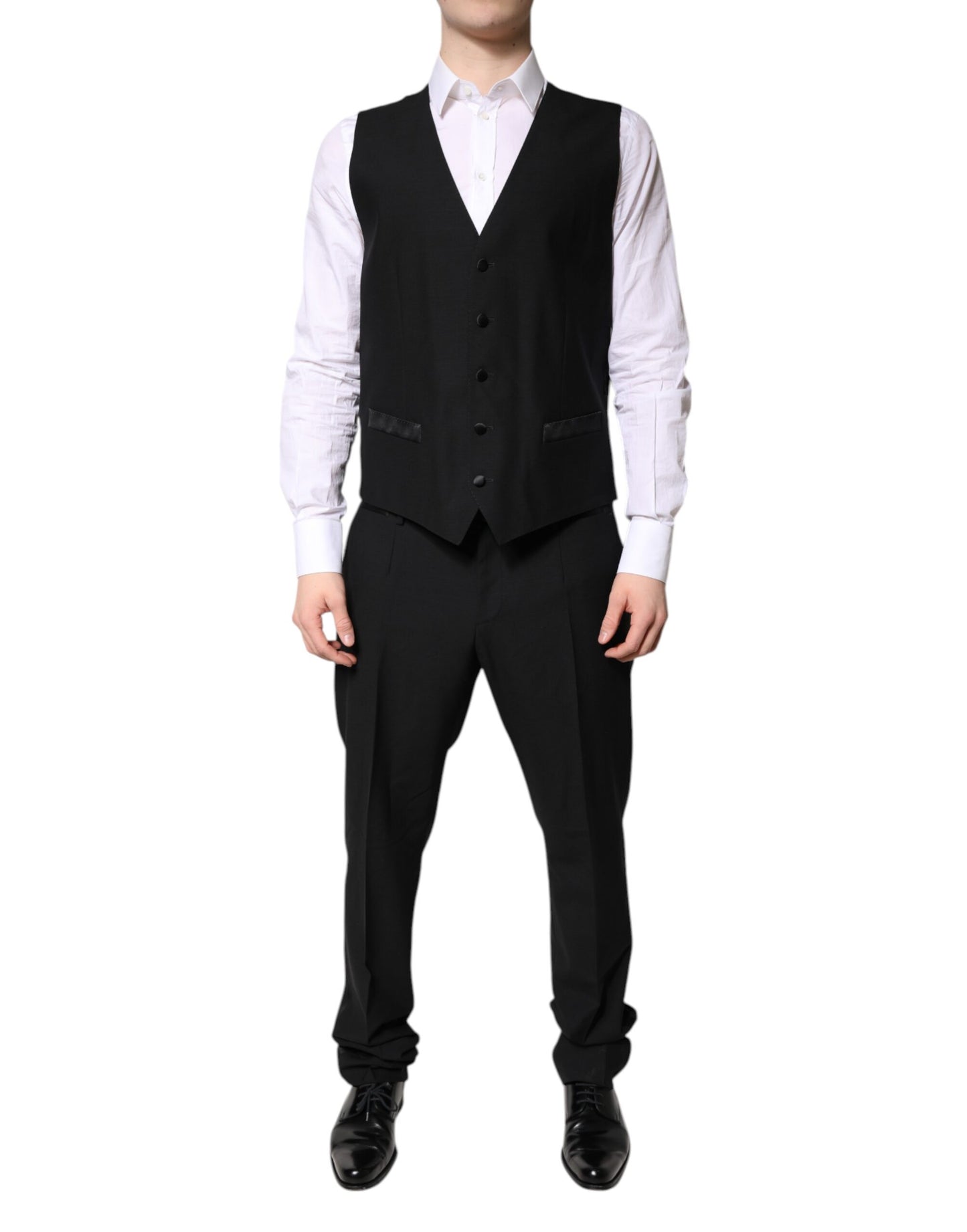 Outfito.ae