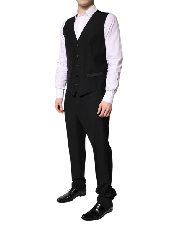 Outfito.ae