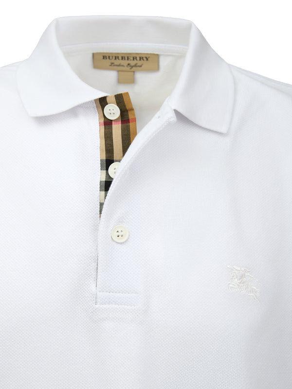 Outfito.ae