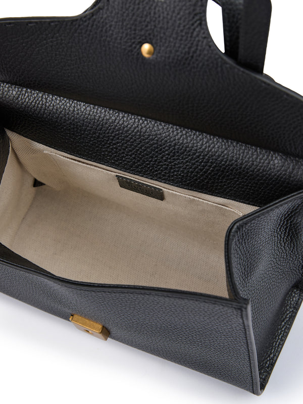 حقيبة يد Gucci GG Marmont الجلدية السوداء