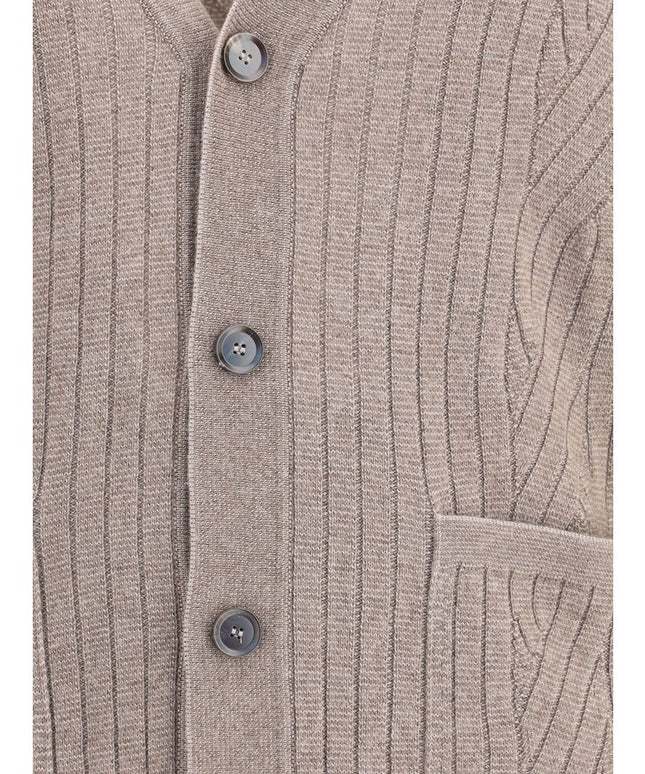 Close-up of Brioni Wool cardigan buttons and pocket, highlighting the fine ribbed knit and luxury wool fabric in brown for men's sweaters.