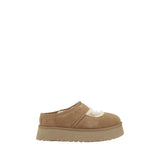 UGG Leather Outfito.ae
