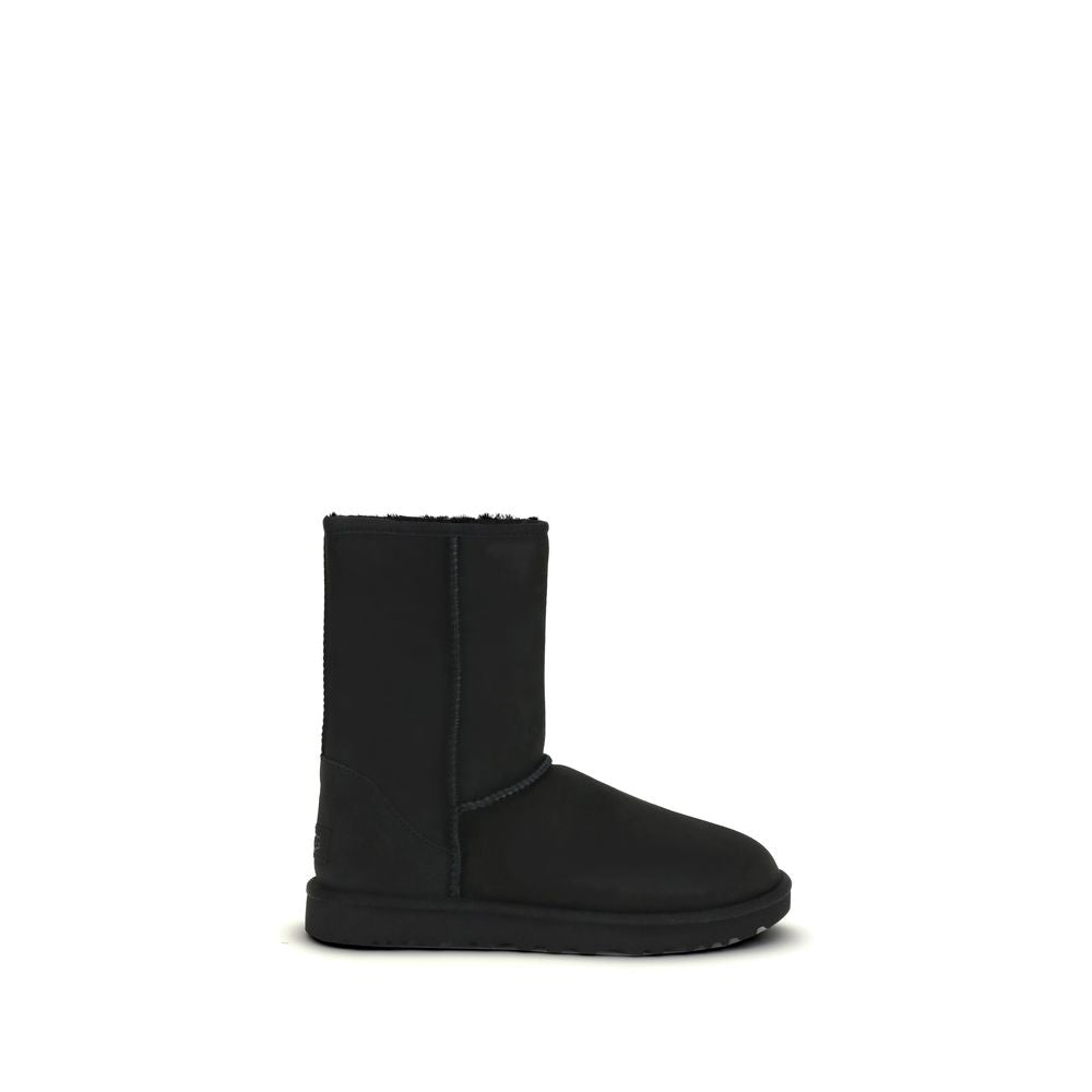 UGG UGG Classic Short II Boots (Shoe Size Women: EU40/US10, nan: nan, nan: nan)