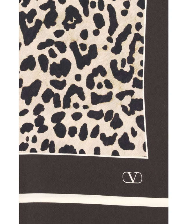 Valentino Garavani Leopard print Foulard
