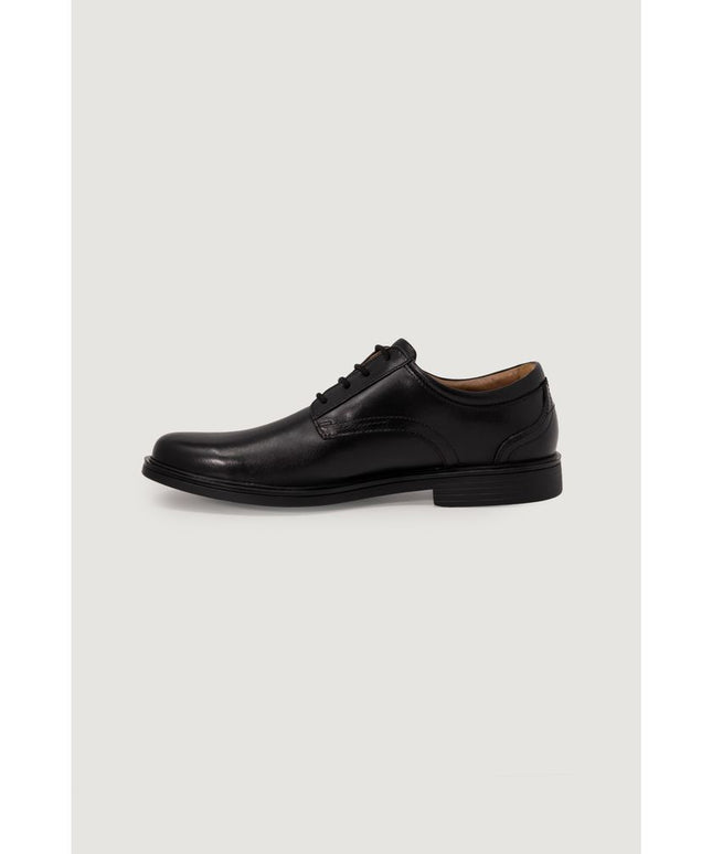Clarks Black Leather Oxfords And Derby