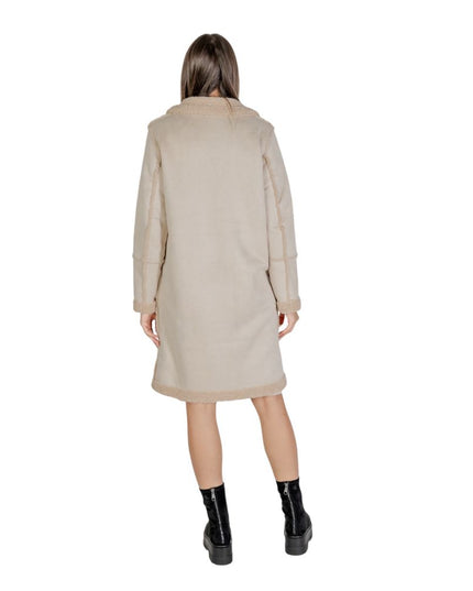 Cleré Cream Wool Coat