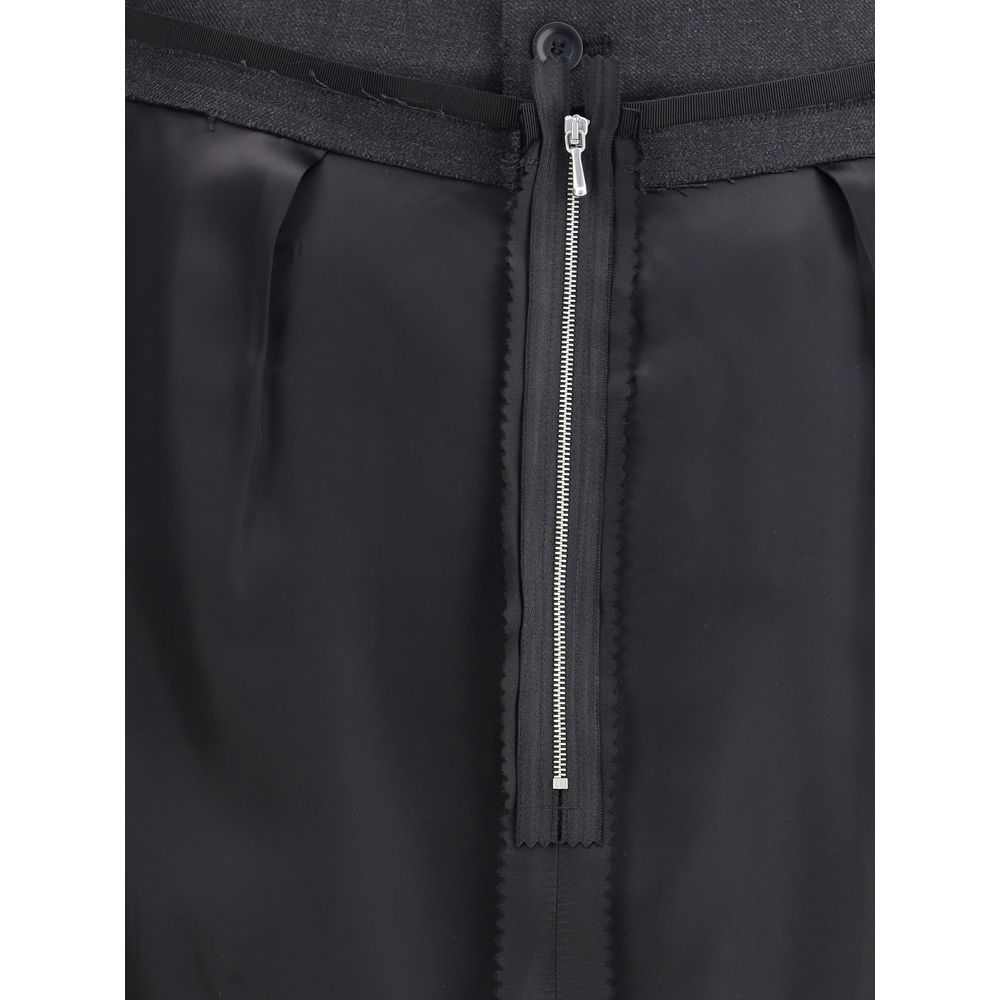 Close-up of Margiela Wool Midi Skirt's back zipper and button closure, showcasing premium tailoring and modern detailing in women's skirts.